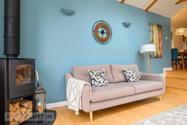 4 bed Semi-Detached for sale Image 7