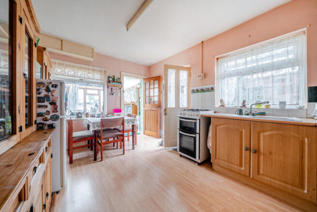 Kitchen / Breakfast Room