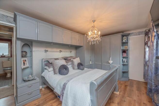 19. Bedroom 1 (1).jpg
