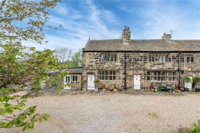 3 bed Semi-Detached for sale in bingley