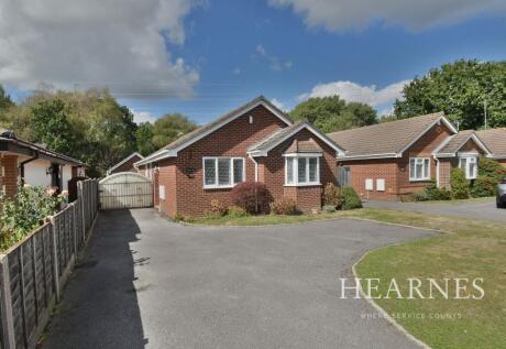 Leeson Drive, Ferndown, BH22