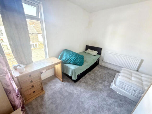 2 bed Terraced for sale Image 8