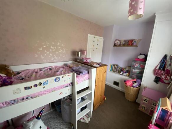 Bedroom no.2 rear double: