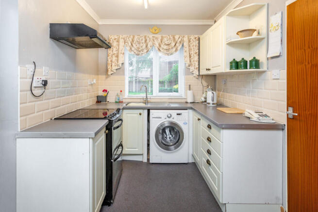 Kitchen b