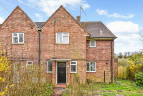 32, Wavell Way, Winchester SO22 4EQ