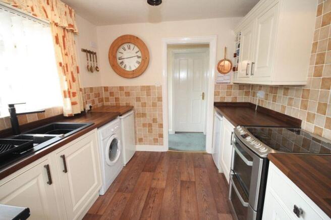 kitchen photo 1
