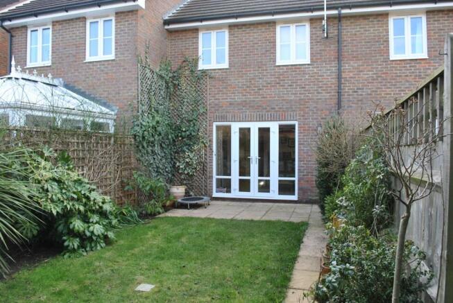VIEW OF PROPERTY FROM REAR GARDEN