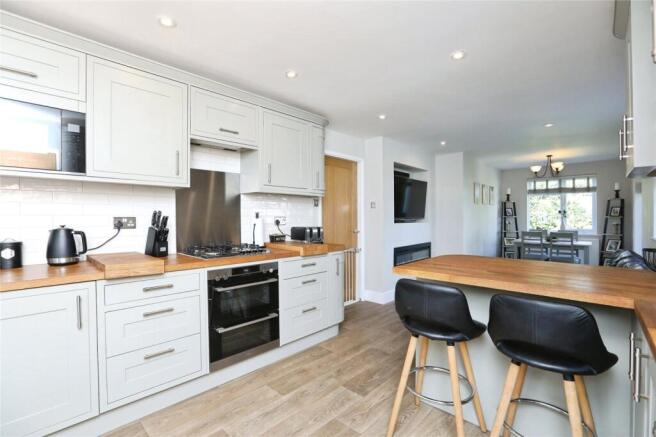 Plough Road, Minster on Sea, Sheerness, Kent, ME12 photo 4