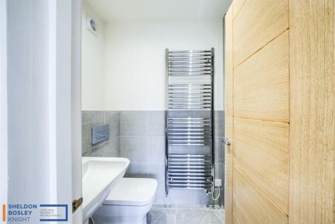 Bedroom 2 En-suite
