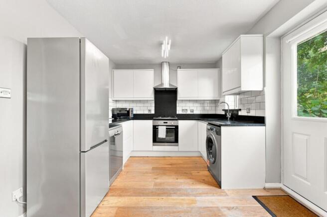 3 bed Semi-Detached for sale Image 5