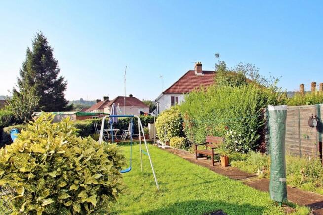 Spacious rear garden