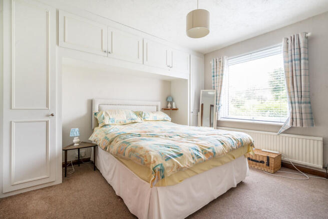 2 bed Link Detached House for sale Image 10