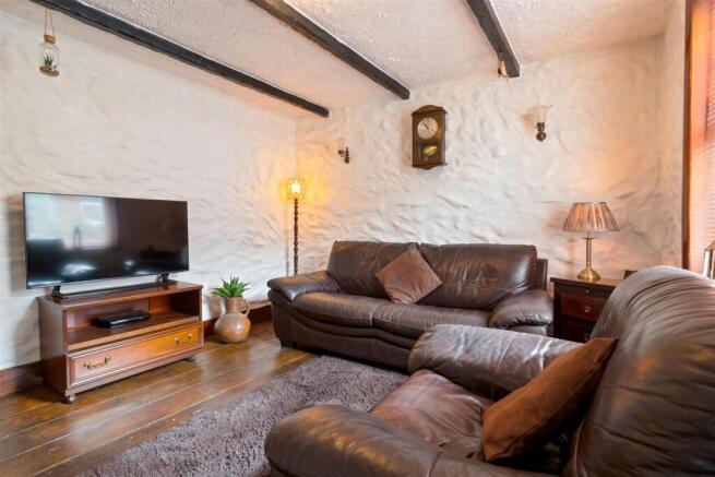 Living Room..jpg