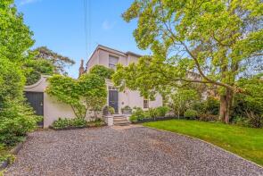 25, Trafalgar Road, Twickenham TW2 5EJ