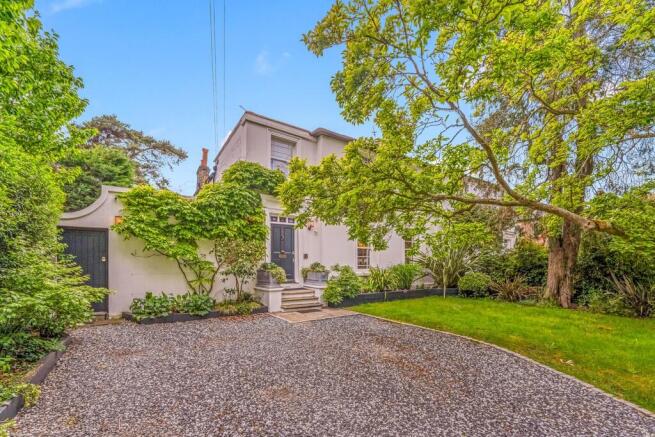 25 Trafalgar Road...