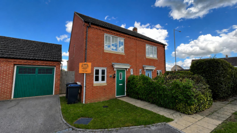 Longchamp Drive, Ely