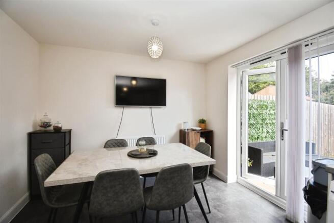 3 bed Semi-Detached for sale Image 7