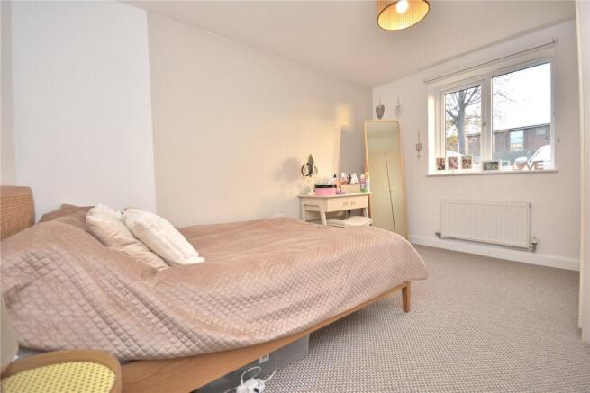 2 bed Apartment for sale Image 6