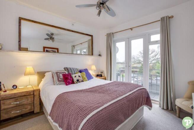 Double bedroom...
