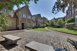 20, Charter Buildings, Catherine Grove, London SE10 8BB