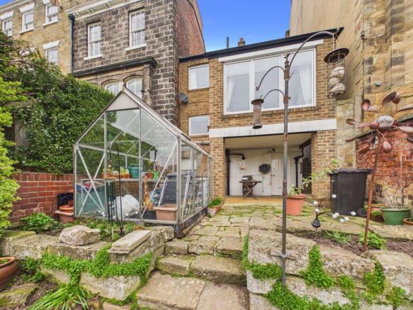2 bed Cottage for sale Image 11