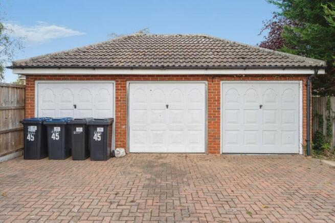 Briars End, Witchford, Ely, Cambridgeshire, CB6 photo 2