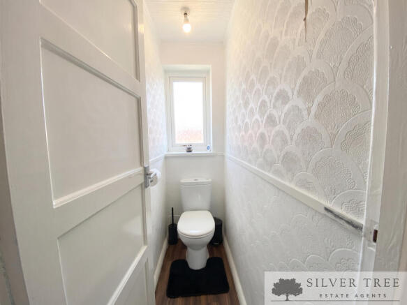 3 bed Terraced for sale Image 12