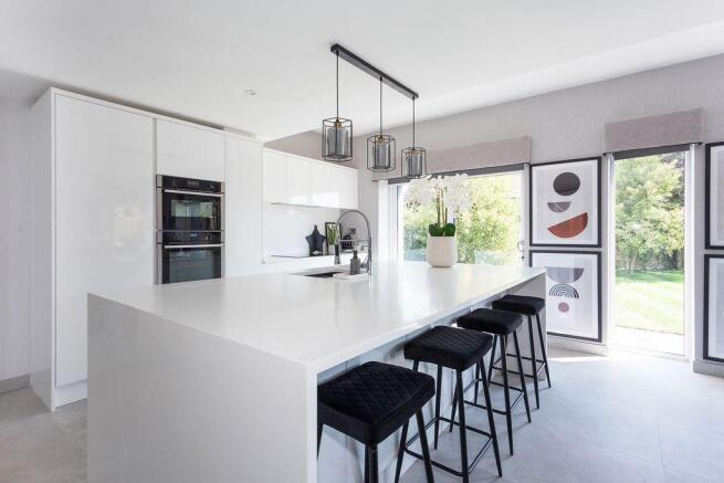 OPEN PLAN KITCHEN LIVING DINING AREA