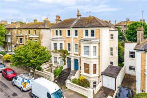 First Floor Flat, Selbourne House, Selborne Road, Hove BN3 3AG