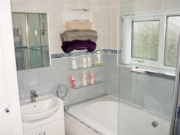 Photo 11