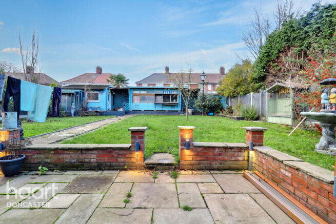 2 bed Semi-Detached for sale Image 4
