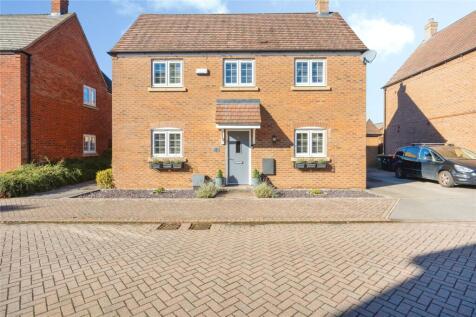 Grebe Drive, Leighton Buzzard, Bedfordshire, LU7