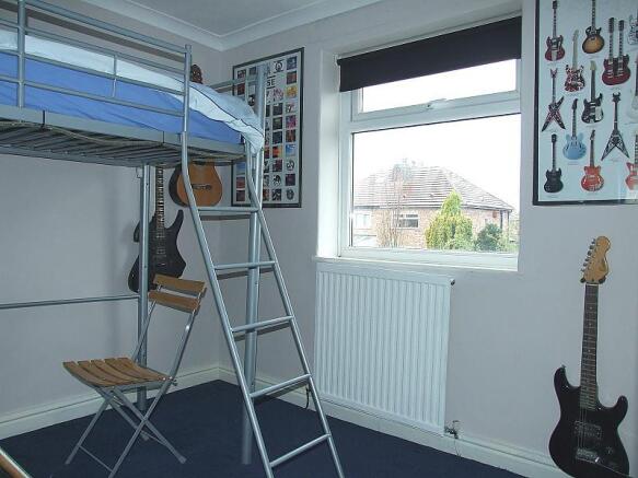 BEDROOM 2