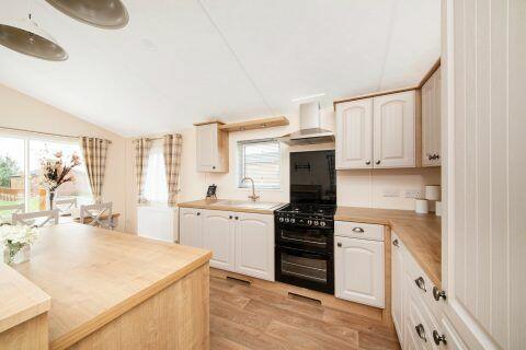 2 bed Lodge for sale Image 6