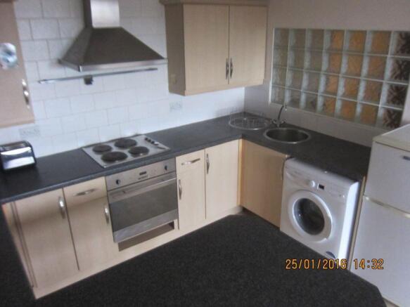 1 bed Flat to rent Image 4