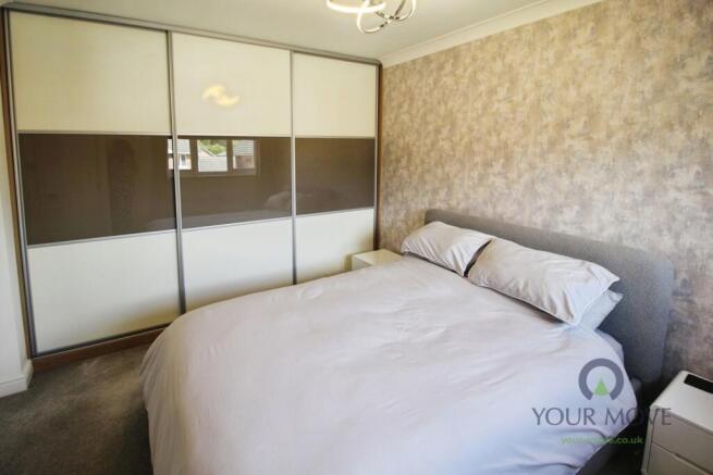 4 bed Detached for sale Image 12