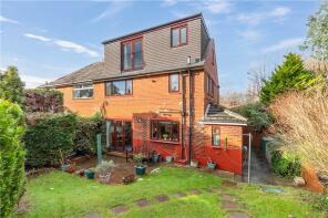 20, Queenswood Close, Headingley, Leeds LS6 3LZ
