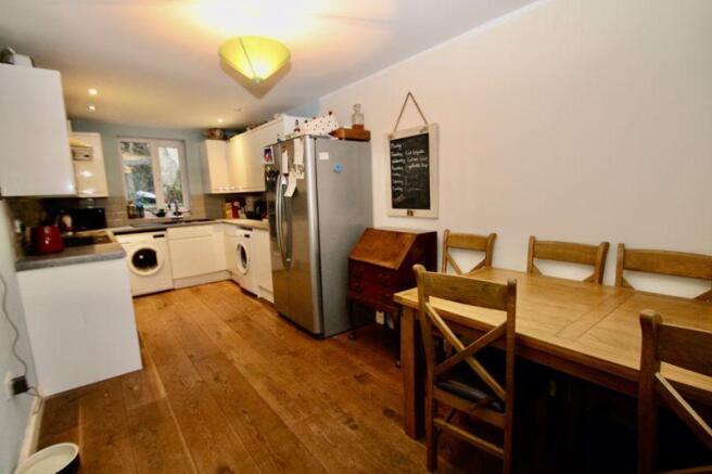 Dining kitchen