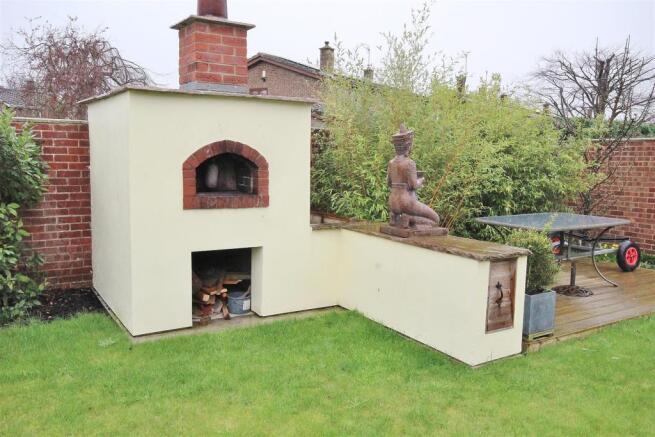 Pizza Oven