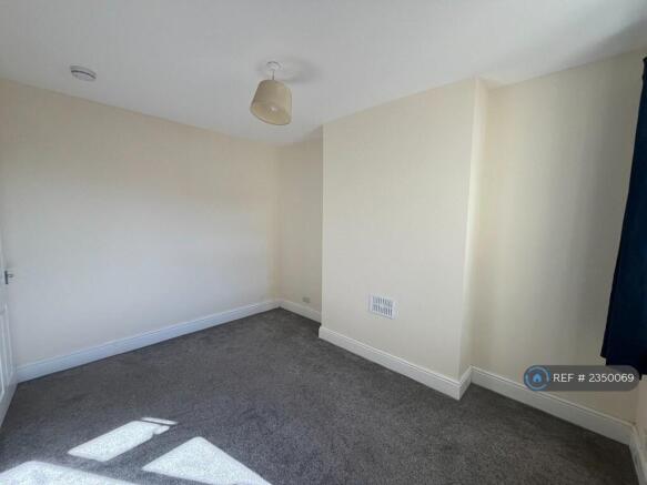 Dining Room/ Bedroom 4