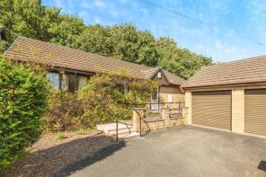 34, Park Hill, Bradley, Huddersfield HD2 1QG