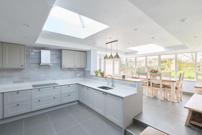 41 The Street, Sa...