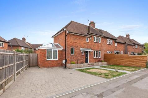 Meadow Lane, Beaconsfield, HP9