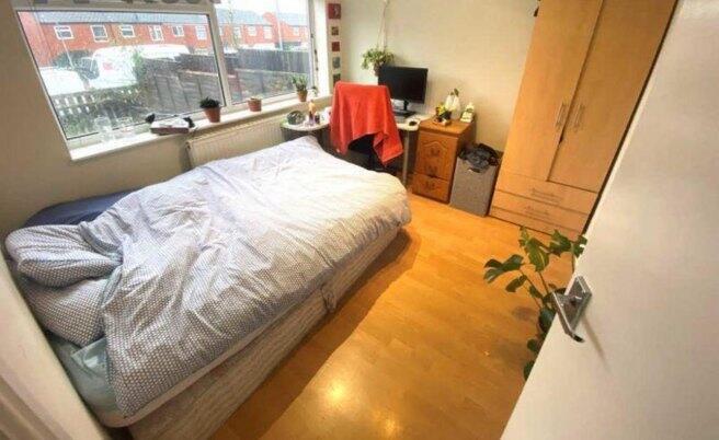 hyde-park-close-ls6-1sf-1060531