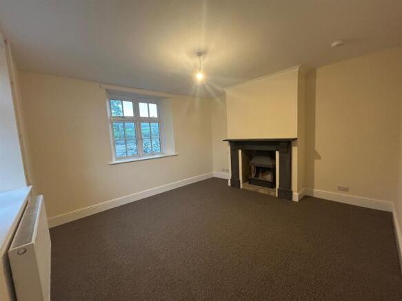 WhatsApp Image 2025-11-18 at 16.30.42 (1).jpeg