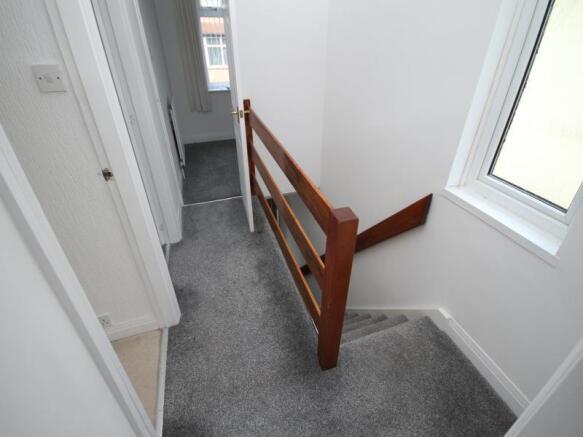 3 bed Semi-Detached for sale Image 8