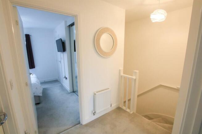 FIRST FLOOR LANDING