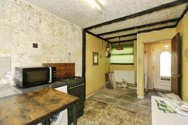 3 bed Terraced for sale Image 4
