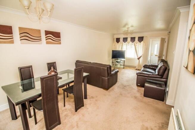 Dining / Lounge