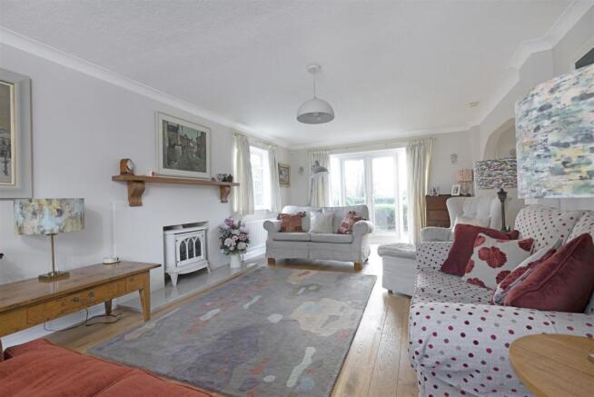 Southdown House BN7 1EL-13.jpg